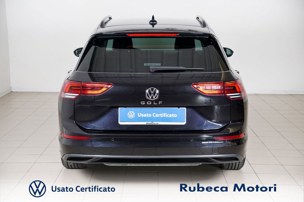 Volkswagen Golf Variant 1.5 TGI DSG Life del 2021 usata a Citta' della Pieve (5)