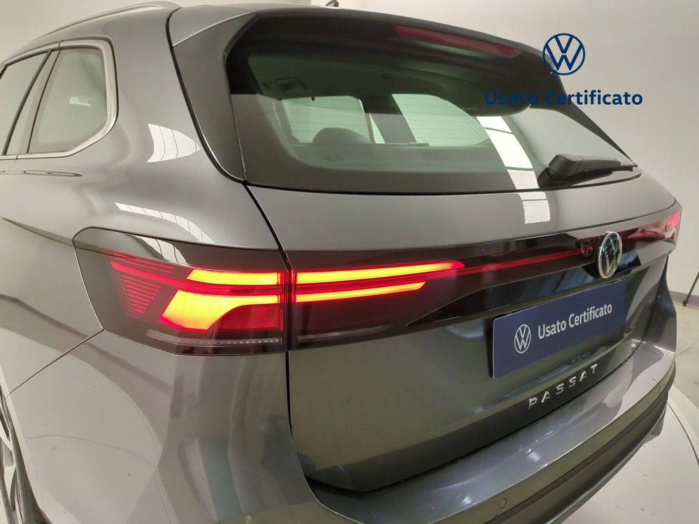 Volkswagen Passat nuova a Avellino (13)