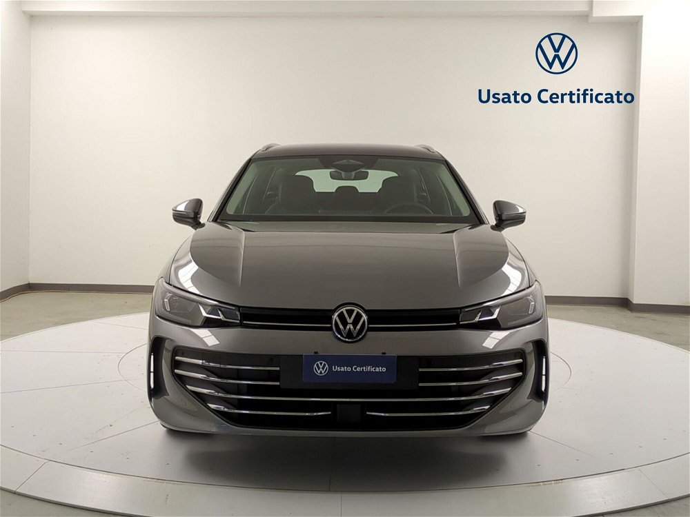 Volkswagen Passat 2.0 tdi scr Business 150cv dsg nuova a Pratola Serra (2)