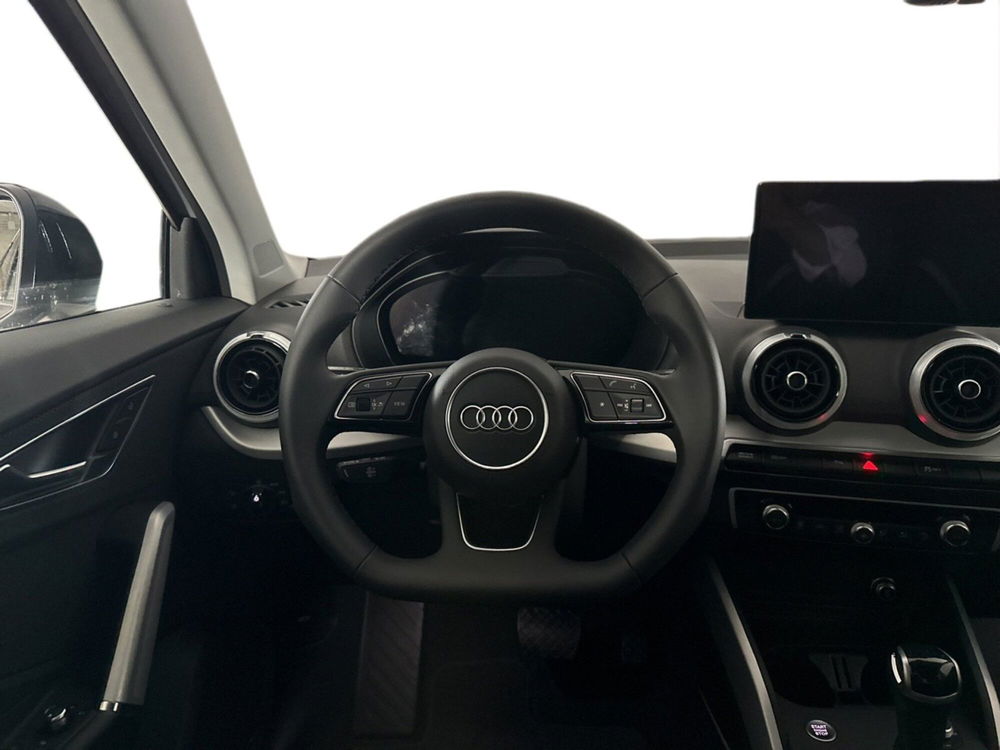 Audi Q2 nuova a Napoli (10)