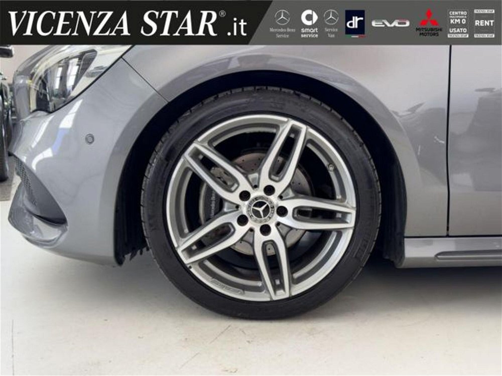 Mercedes-Benz CLA Shooting Brake 220 d 4Matic Automatic Premium  del 2018 usata a Altavilla Vicentina (5)