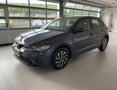 Volkswagen Polo 1.0 tsi Life 95cv dsg del 2023 usata a Salerno