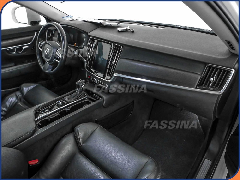 Volvo V90 Cross Country usata a Milano (17)