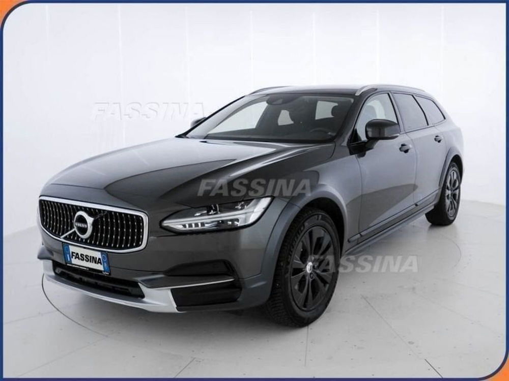 Volvo V90 Cross Country usata a Milano (3)