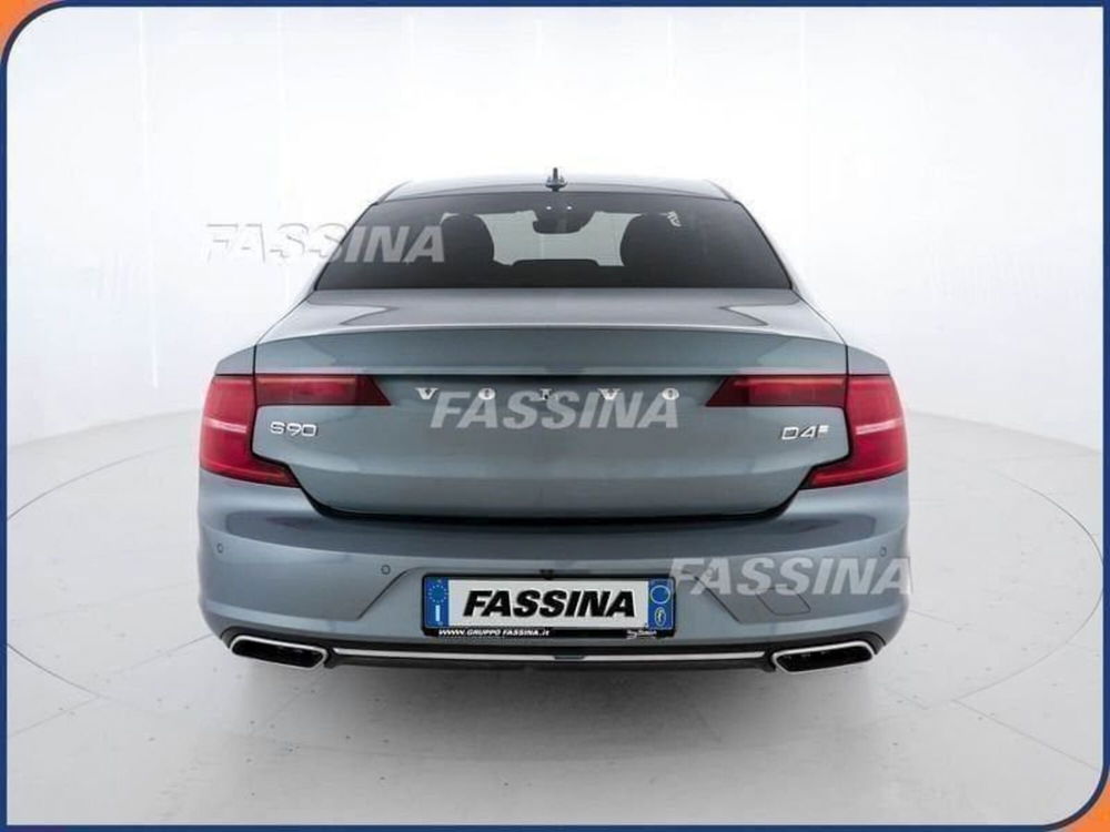 Volvo S90 D4 Geartronic Inscription  del 2019 usata a Milano (5)