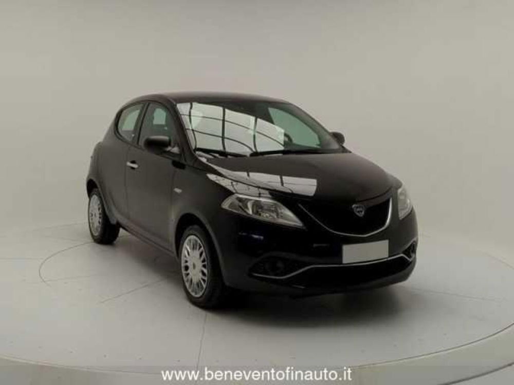 Lancia Ypsilon usata a Avellino