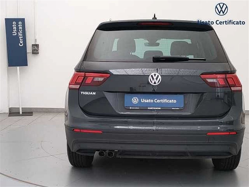 Volkswagen Tiguan 2.0 TDI SCR DSG Business BlueMotion Technology  del 2020 usata a Busto Arsizio (4)