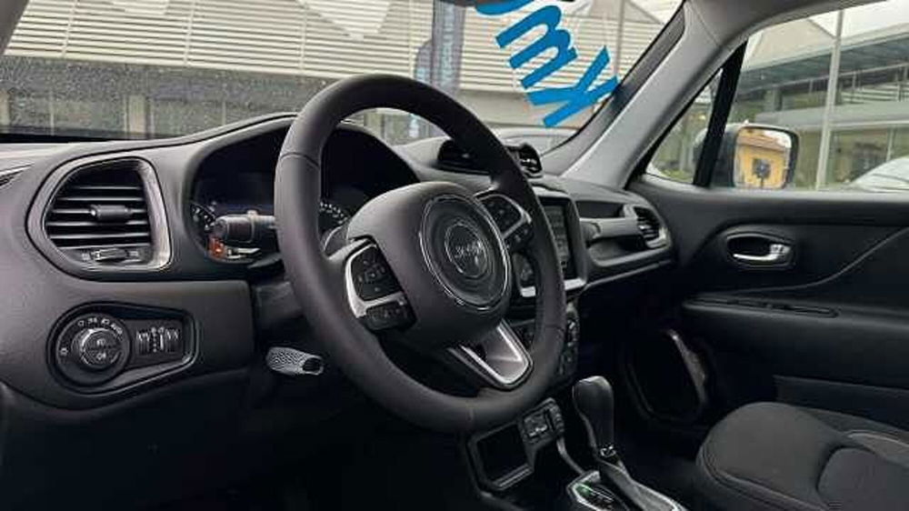 Jeep Renegade nuova a Milano (7)