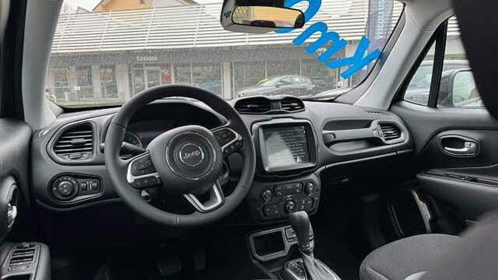 Jeep Renegade nuova a Milano (8)