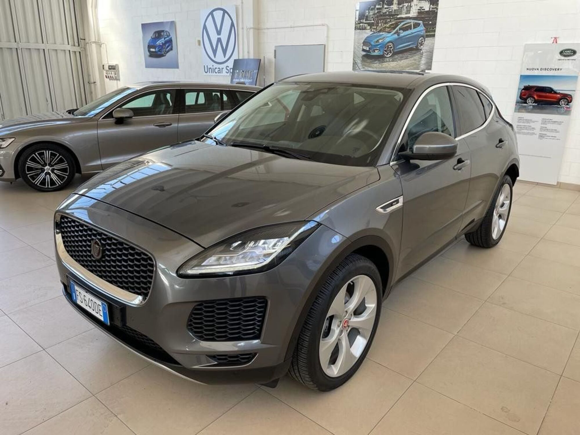 Jaguar E-Pace 2.0D 150 CV AWD aut. SE  del 2018 usata a Alessandria