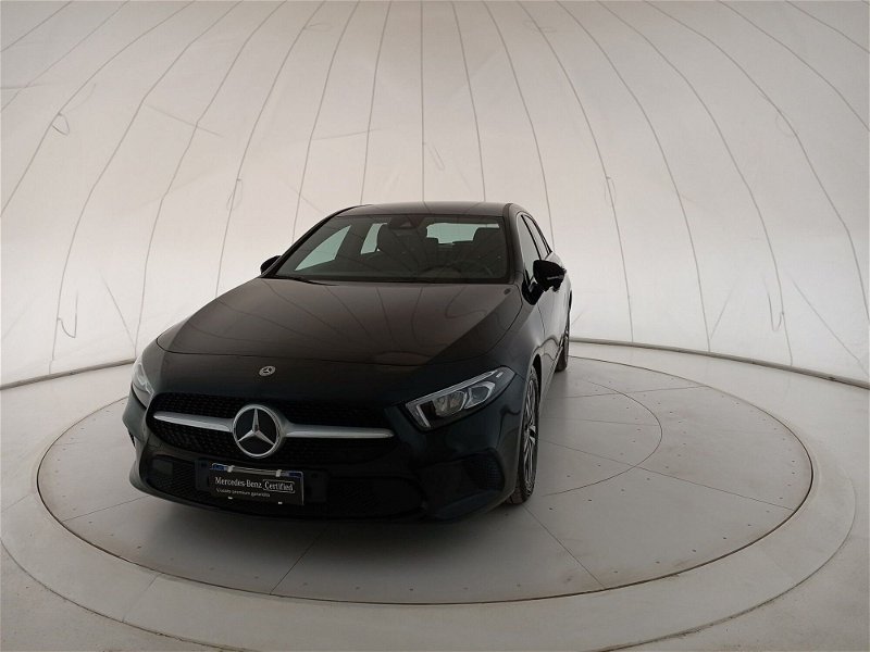 Mercedes-Benz Classe A 180 d Digital Edition auto del 2020 usata a Bari