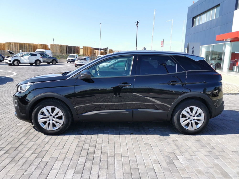 Peugeot 3008 BlueHDi 130 S&S EAT8 Active  del 2019 usata a San Salvo (5)