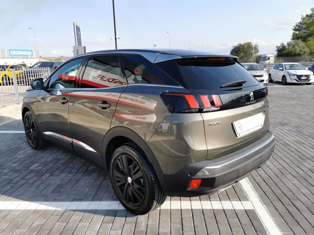 Peugeot 3008 usata a Chieti (8)