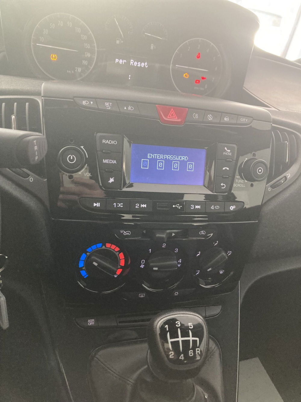 Lancia Ypsilon usata a Foggia (10)