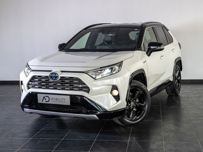 Toyota Rav4 HV (218CV) E-CVT 2WD Style  del 2019 usata a San Severo