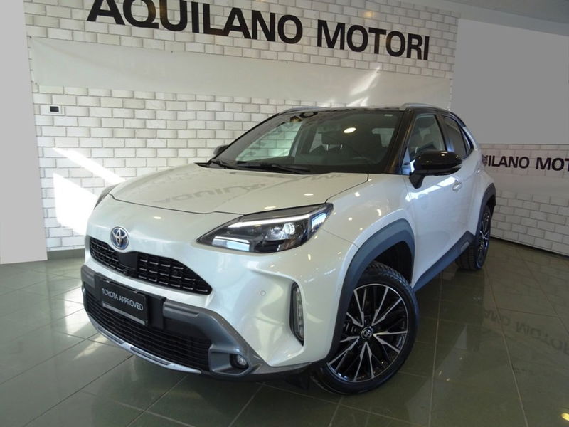 Toyota Yaris Cross 1.5 Hybrid 5p. E-CVT AWD-i Adventure del 2021 usata a San Severo