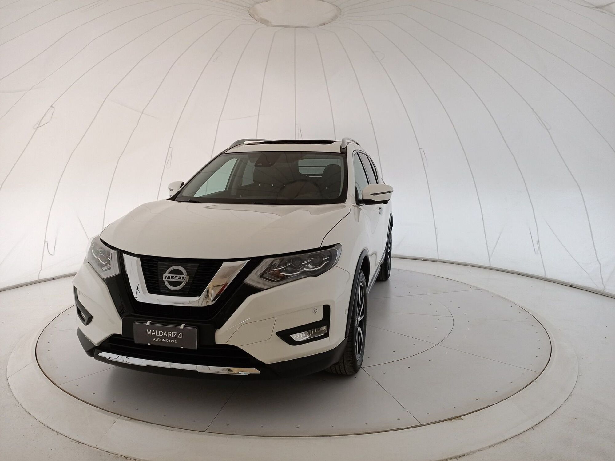 Nissan X-Trail 1.6 dCi 2WD Tekna  del 2019 usata a Matera