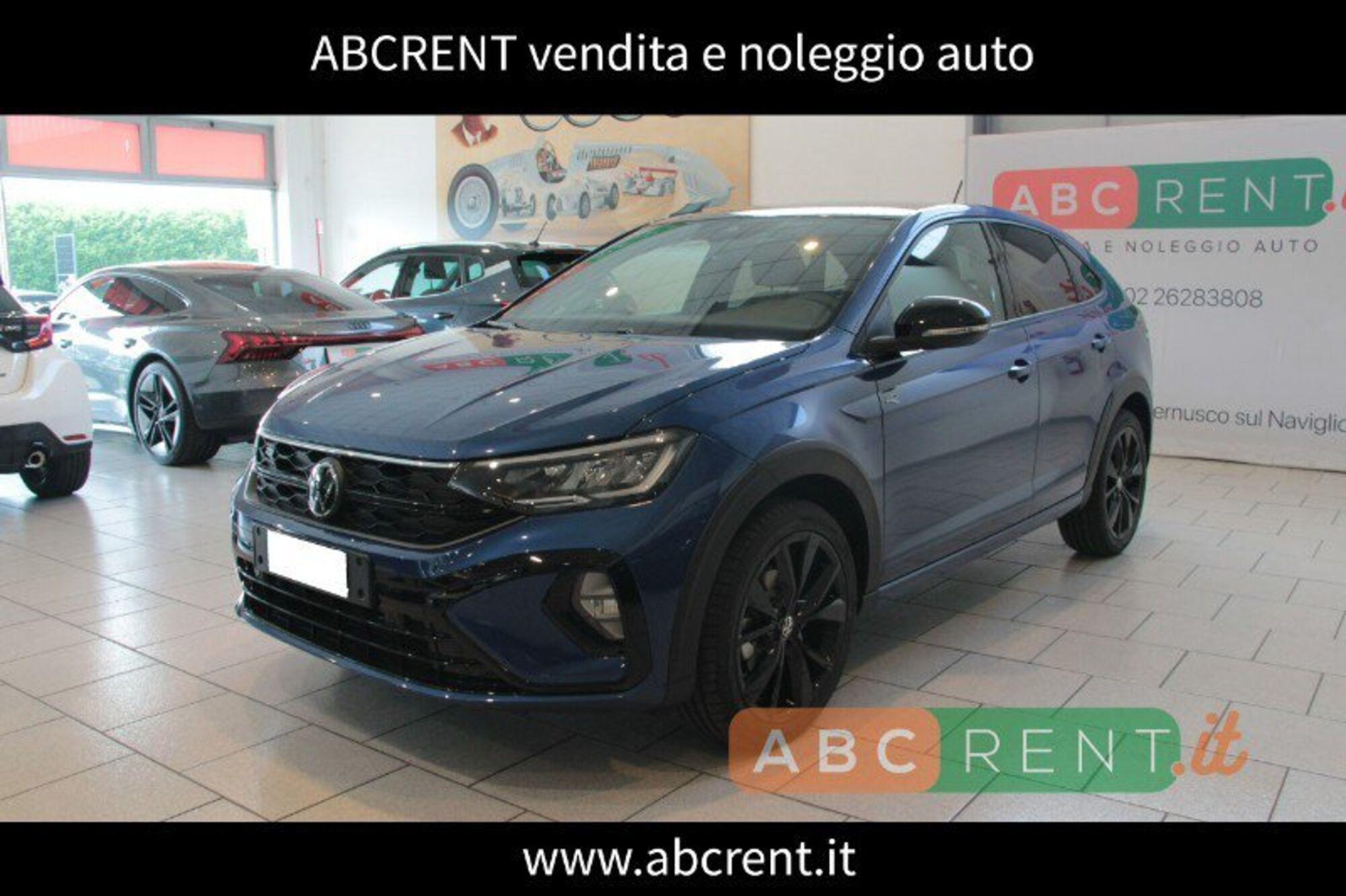 Volkswagen Taigo 1.0 TSI 110 CV DSG R-Line nuova a Sesto San Giovanni