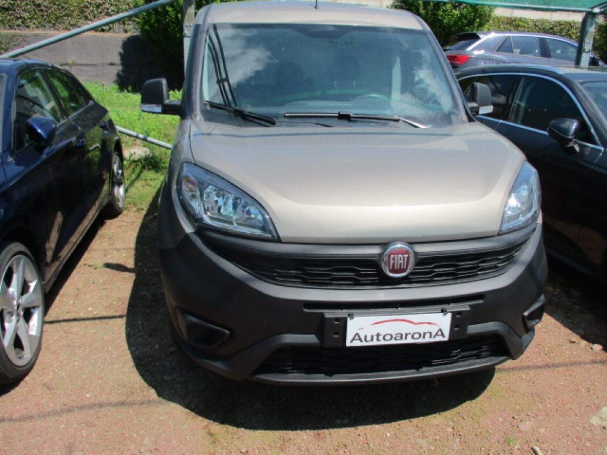 Fiat Dobl&ograve; Furgone 1.4 T-Jet Natural Power PL-TN Cargo Maxi Lam.SX 3posti del 2019 usata a Paruzzaro