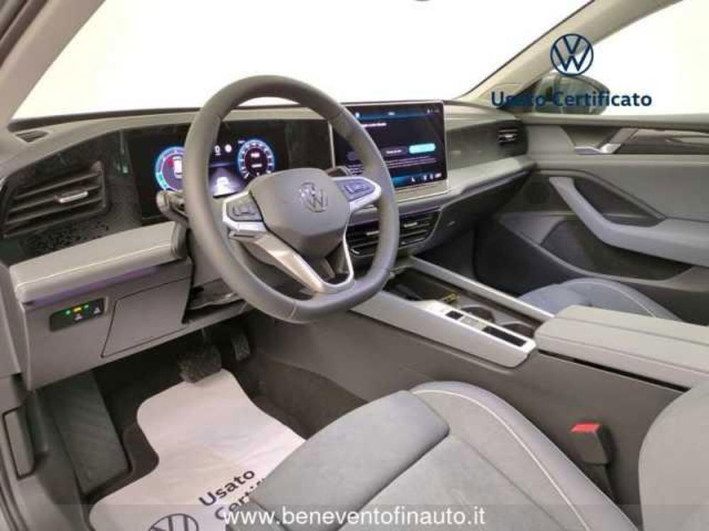 Volkswagen Passat Variant nuova a Avellino (16)