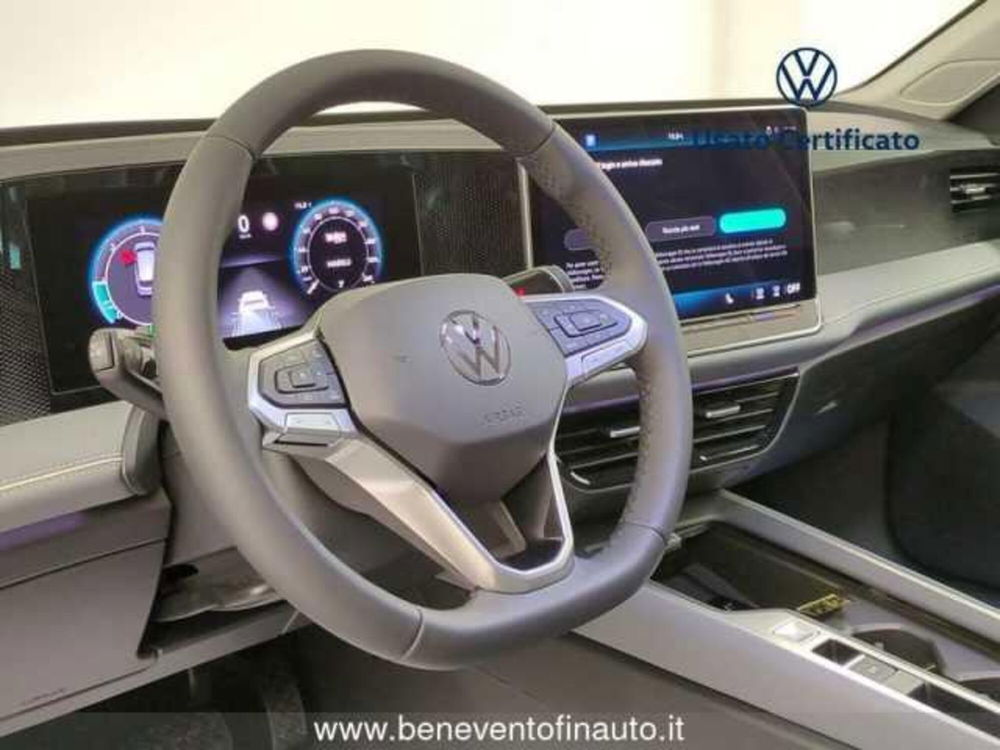 Volkswagen Passat Variant nuova a Avellino (18)