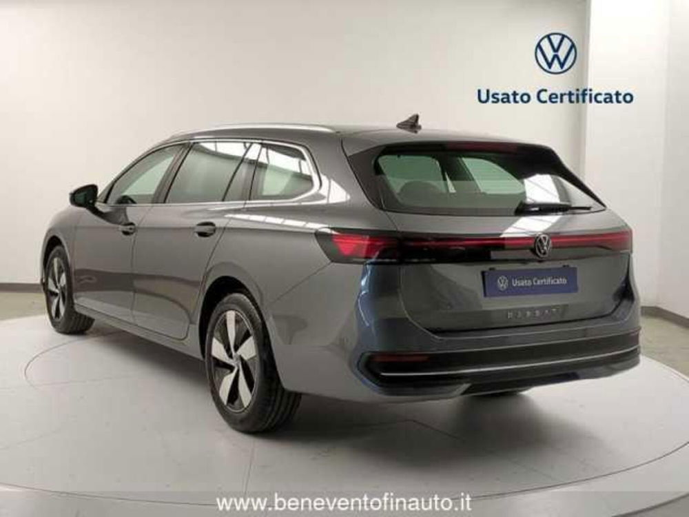 Volkswagen Passat Variant nuova a Avellino (5)