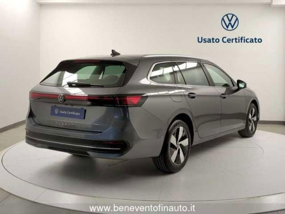 Volkswagen Passat Variant nuova a Avellino (7)