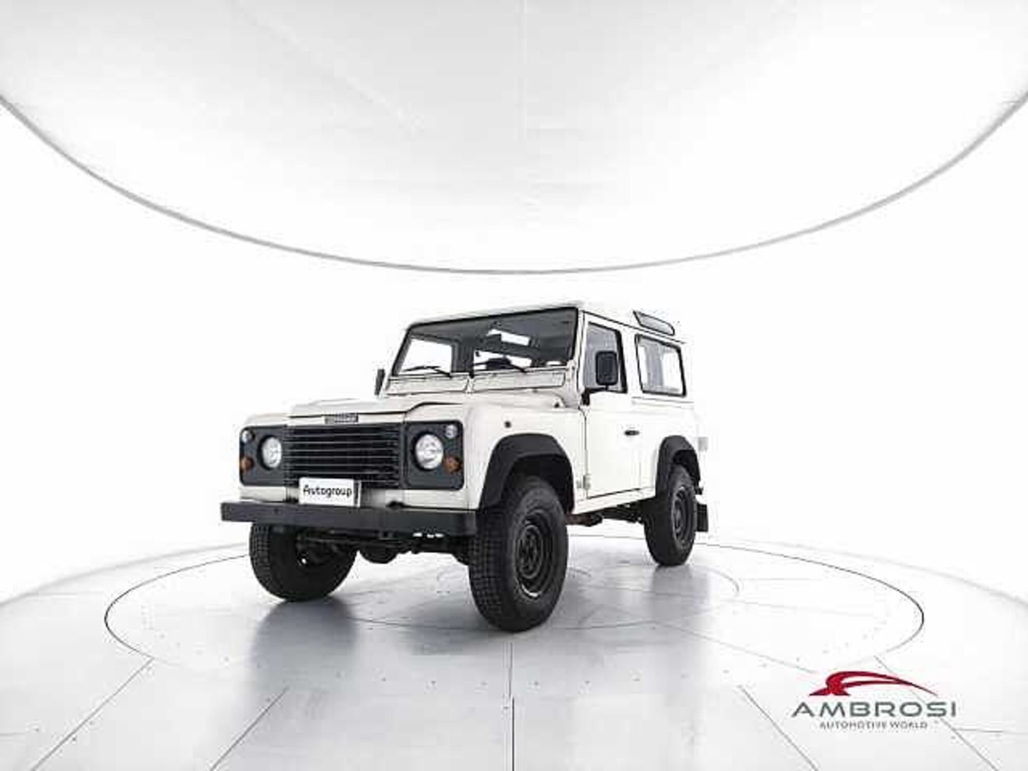 Land Rover Defender 90 2.5 Tdi Hard-top  del 1999 usata a Viterbo