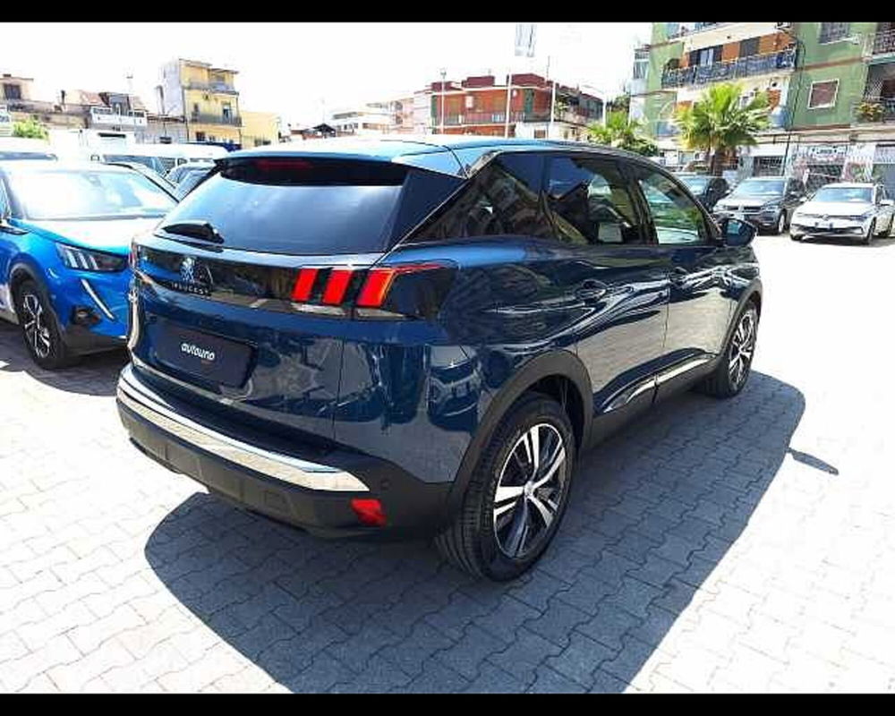 Peugeot 3008 BlueHDi 130 S&S EAT8 Allure Pack  del 2023 usata a Pozzuoli (5)