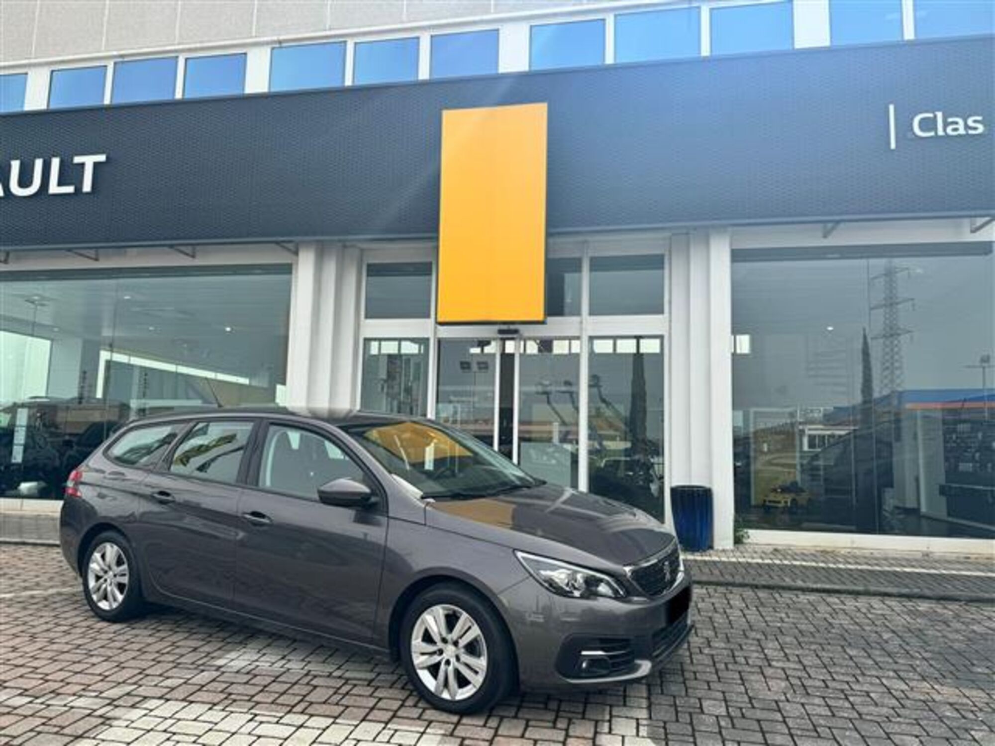 Peugeot 308 SW BlueHDi 130 S&amp;S Business  del 2019 usata a Livorno