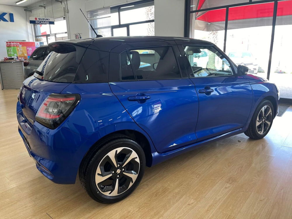 Suzuki Swift nuova a Bari (9)