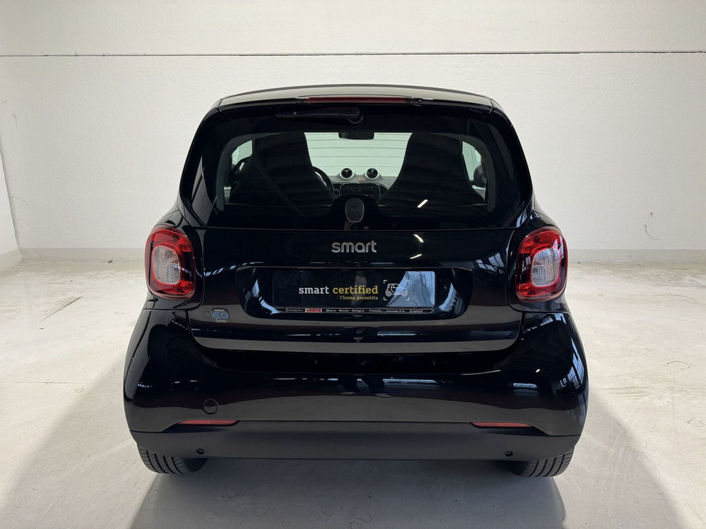 smart Fortwo Fortwo eq Pure 4,6kW del 2021 usata a Milano (5)