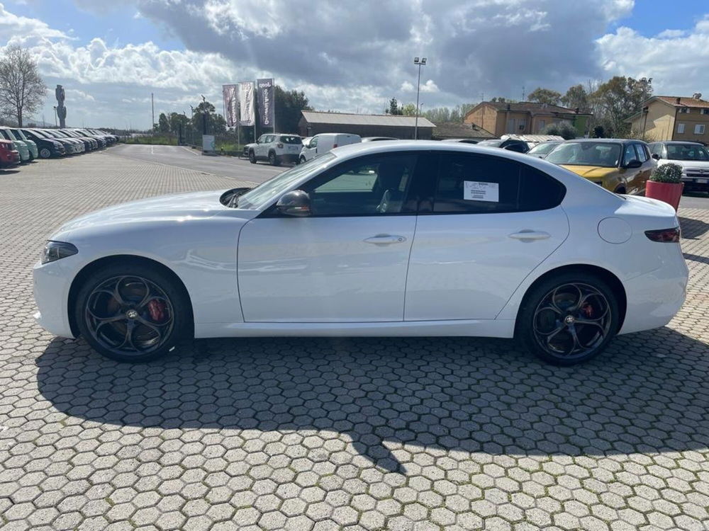 Alfa Romeo Giulia nuova a Lucca (8)