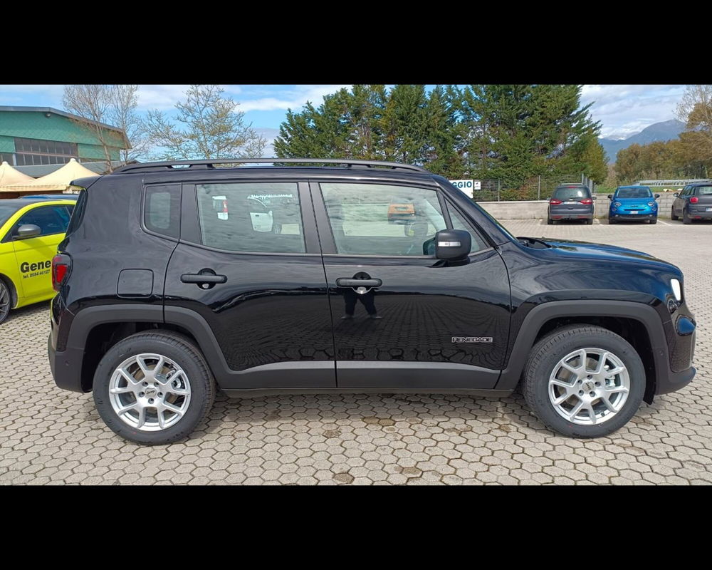 Jeep Renegade 1.5 turbo t4 mhev Altitude 2wd dct nuova a Massarosa (2)