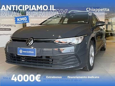 Volkswagen Golf 1.0 TSI EVO Life del 2022 usata a Rende