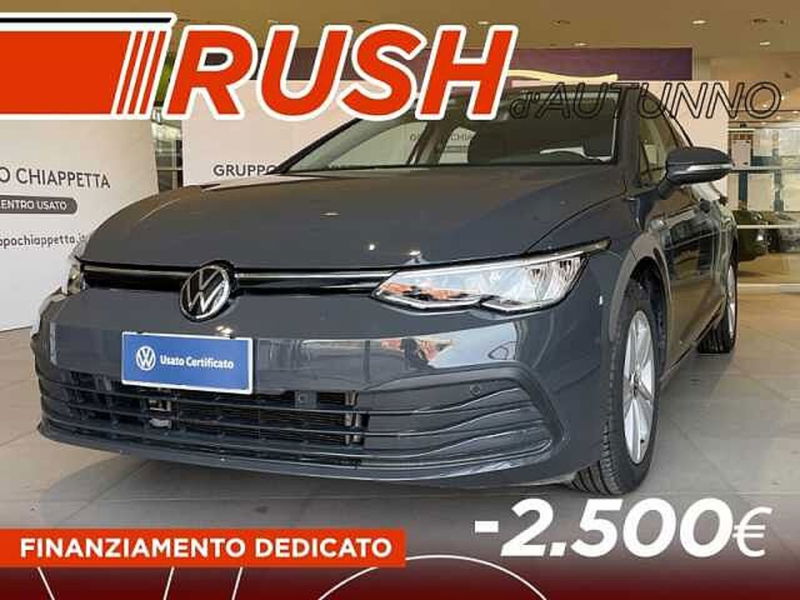 Volkswagen Golf 1.0 TSI EVO Life del 2022 usata a Rende