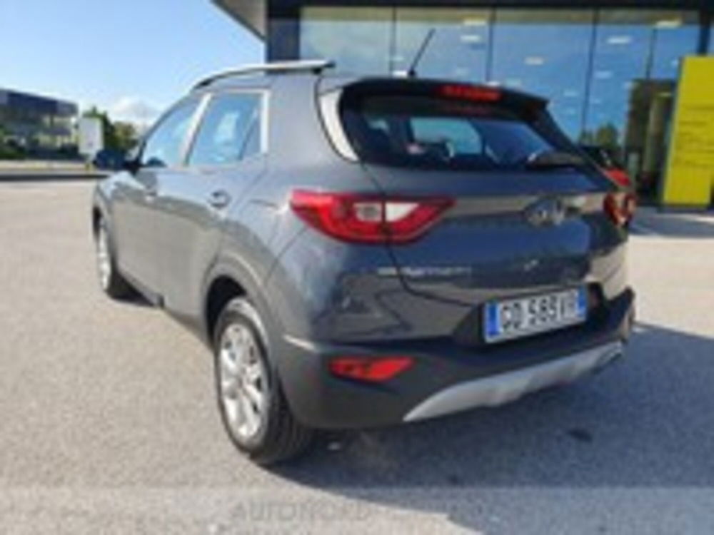 Kia Stonic 1.2 mpi Urban gpl 82cv del 2021 usata a Pordenone (5)