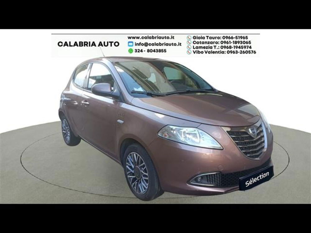 Lancia Ypsilon usata a Reggio Calabria (2)