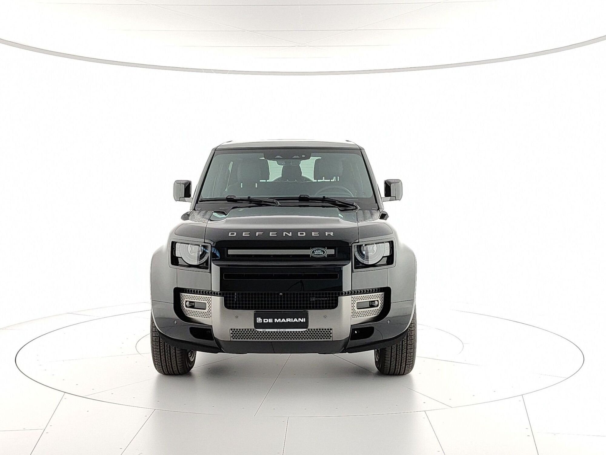 Land Rover Defender 90 3.0D I6 200 CV AWD Auto X-Dynamic S  nuova a Brindisi