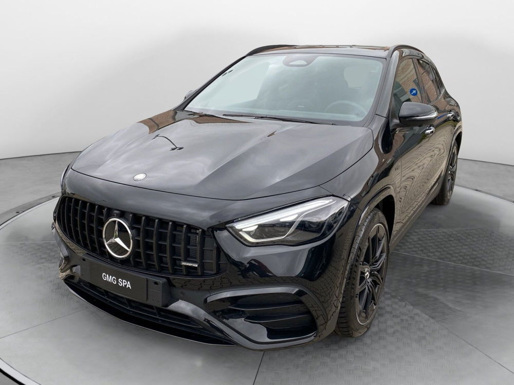 Mercedes-Benz GLA SUV nuova a Firenze