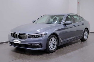 BMW Serie 5 530d xDrive 258CV Luxury del 2017 usata a Pianopoli