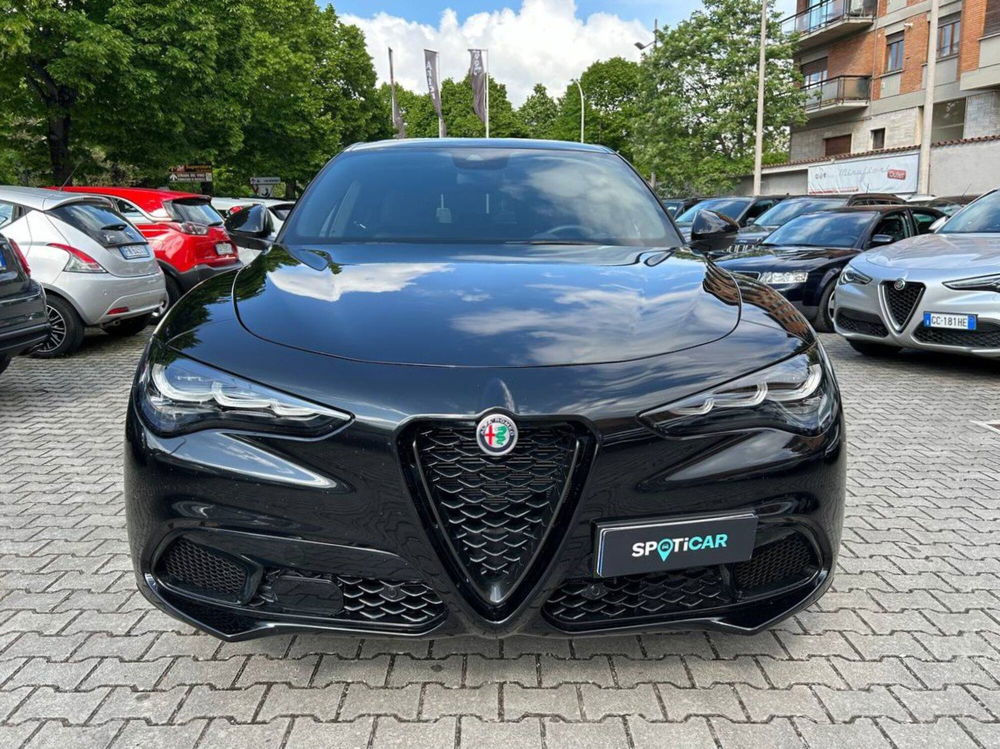 Alfa Romeo Stelvio nuova a Ancona (2)