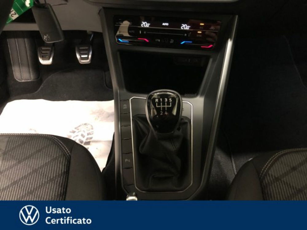 Volkswagen Polo nuova a Vicenza (9)