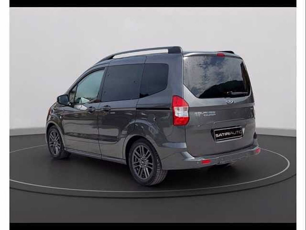 Ford Tourneo Courier usata a Perugia (6)