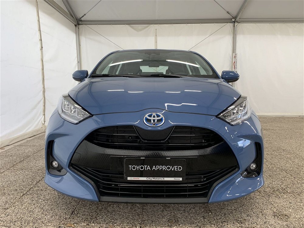 Toyota Yaris 1.5 Hybrid 5 porte Trend del 2020 usata a Monza (3)