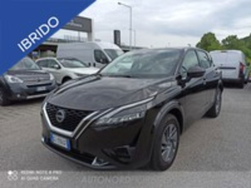 Nissan Qashqai MHEV 140 CV Business del 2022 usata a Pordenone