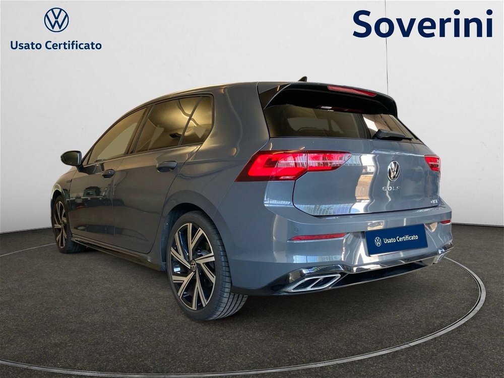 Volkswagen Golf 1.5 eTSI 150 CV EVO ACT DSG R-Line del 2022 usata a Bologna (2)