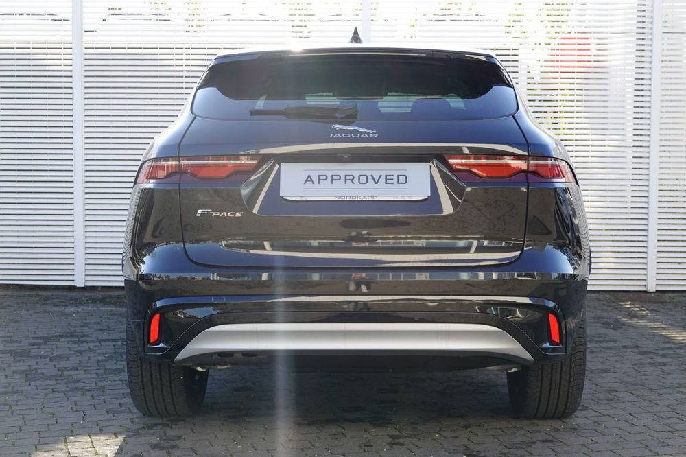 Jaguar F-Pace nuova a Chieti (7)