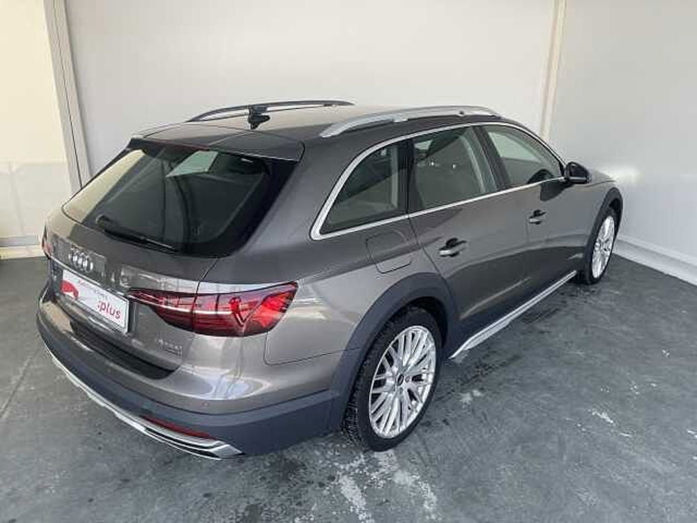 Audi A4 Allroad 40 TDI 204 CV S tronic del 2021 usata a Lucca (2)