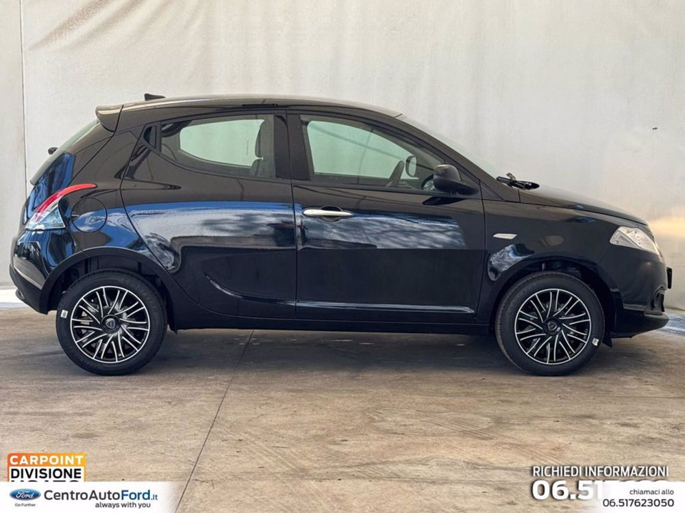 Lancia Ypsilon nuova a Roma (5)